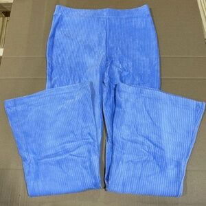 NWT Aerie Groove-On Velour Ribbed Hi-Rise Blue Flare Pants - L Long